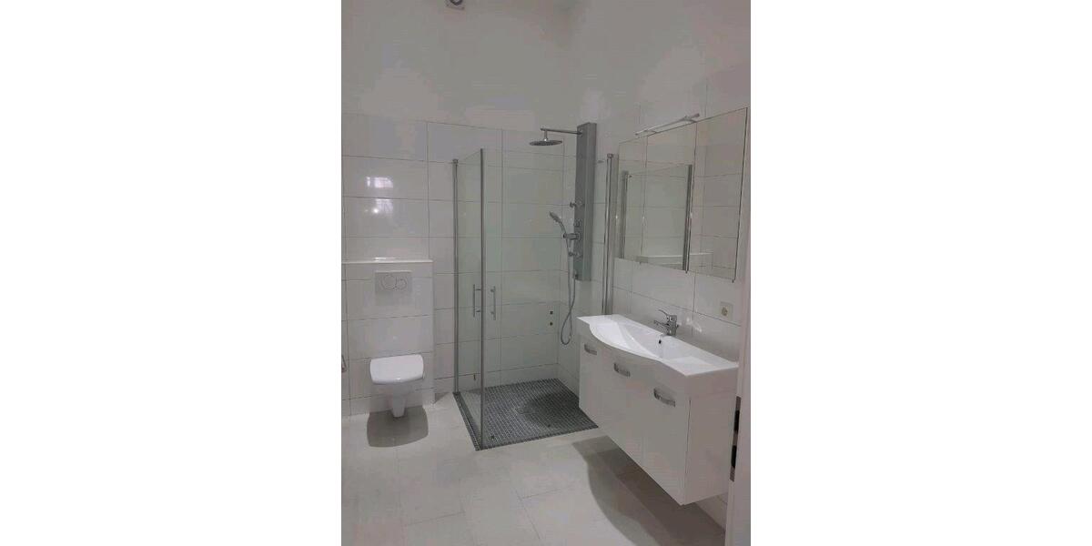 Erdgeschoßwohnung Donaueschingen - 3 Zimmer, 85 m&sup2;, 850&euro; | Angebot:26248956
