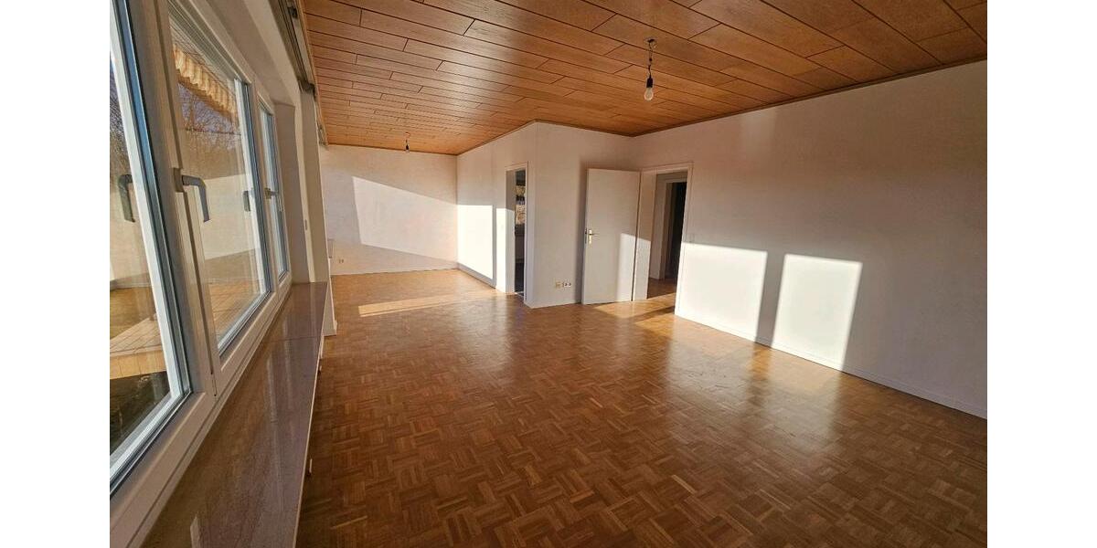 Etagenwohnung Bad Wildungen - 4 Zimmer, 120 m&sup2;, 1.250&euro; | Angebot:24550691