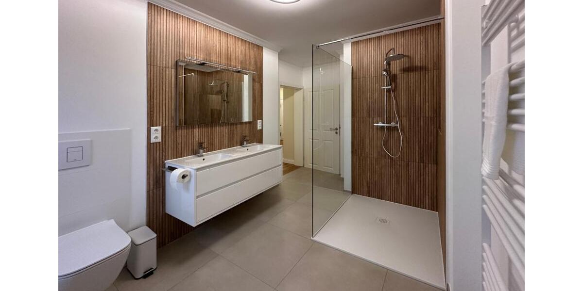 Dachgeschoßwohnung Anklam - 4 Zimmer, 100 m&sup2;, 1.850&euro; | Angebot:23783754