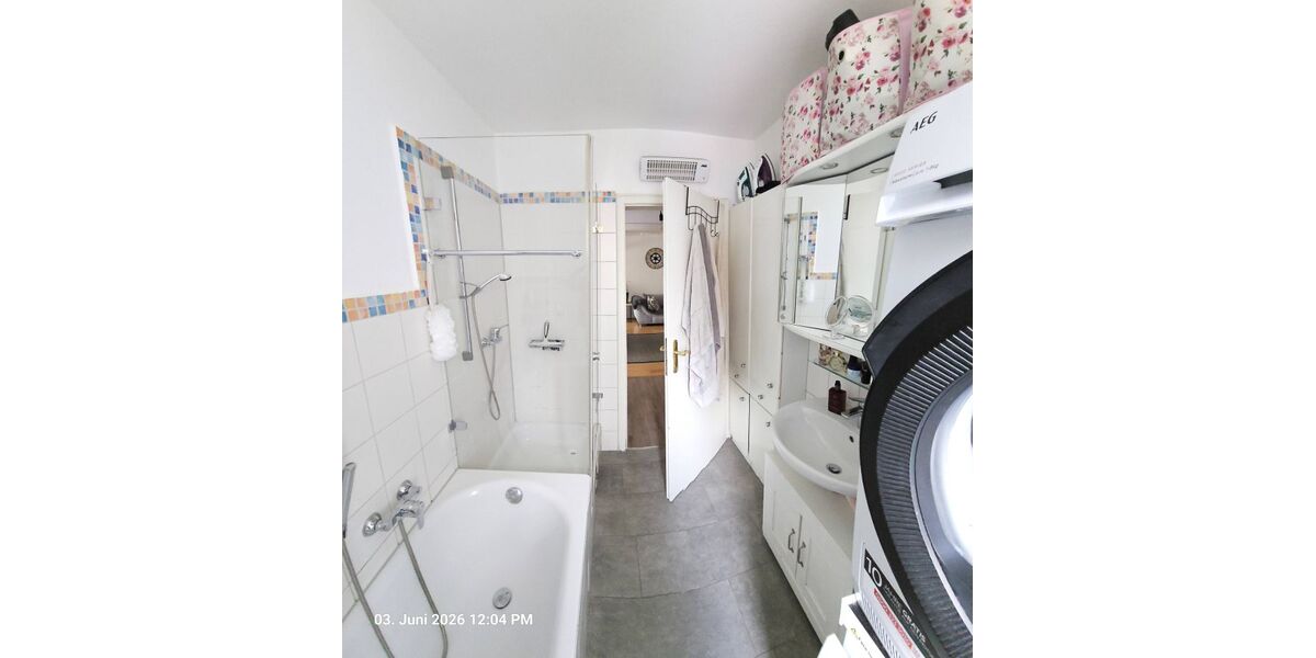 Große 3-Zi-Stadtwohnung mit Aufzug, Wohnküche und Balkon in Tettnang - 3- Tettnang | Angebot:27253727