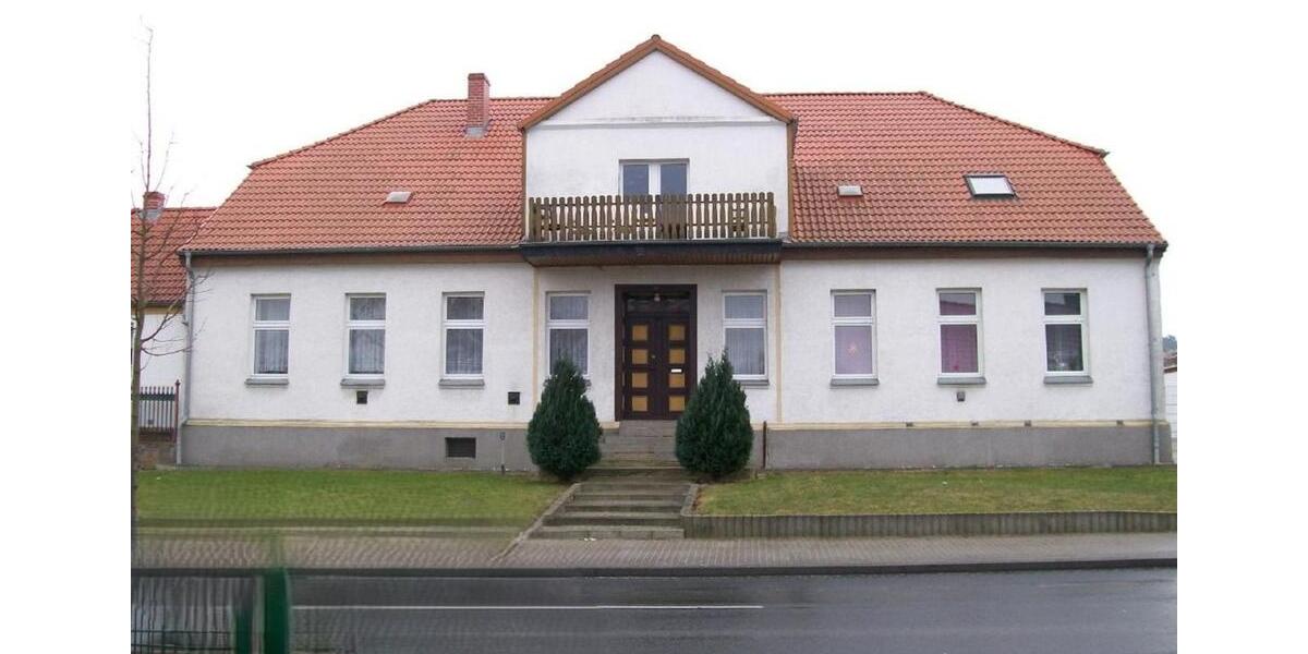 Erdgeschoßwohnung Demmin - 3 Zimmer, 77 m&sup2;, 422&euro; | Angebot:23703385