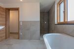 Etagenwohnung Neuburg am Inn - 4.5 Zimmer, 130 m&sup2;, 1.250&euro; | Angebot:26131537