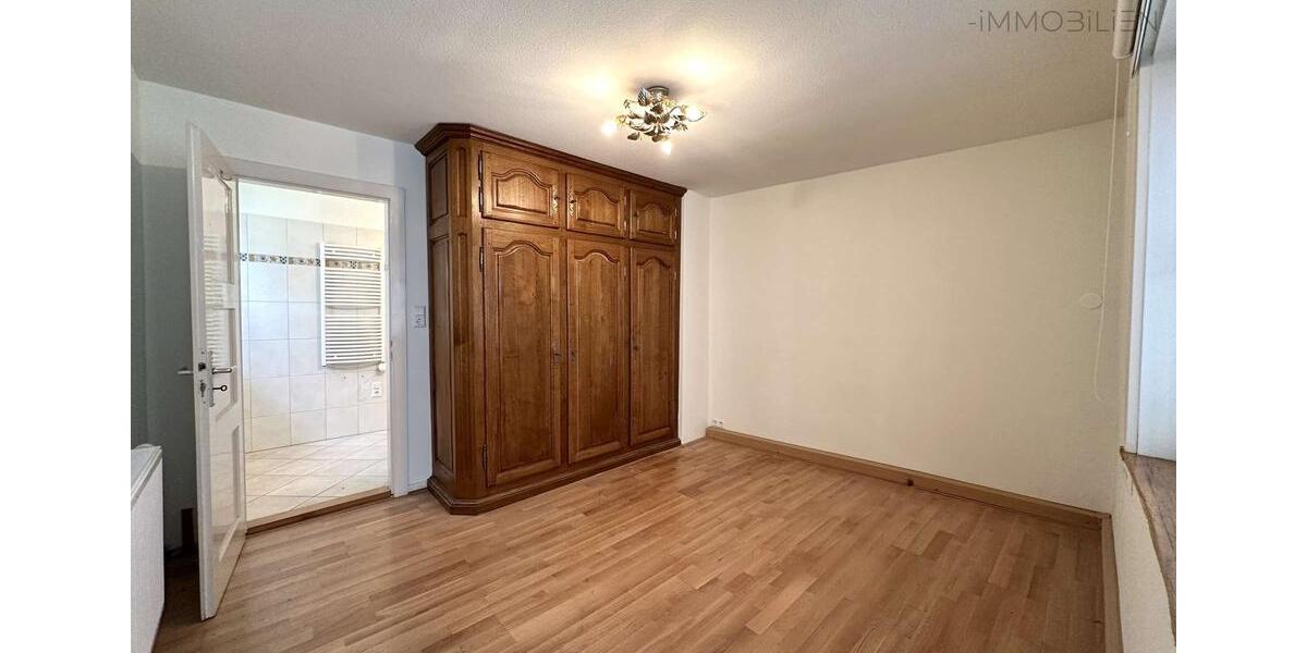 Etagenwohnung Lörrach - 3 Zimmer, 109 m&sup2;, 1.250&euro; | Angebot:26464138