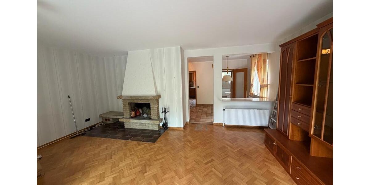 Gepflegtes 4-Zimmer-Endreihenhaus mit Garten, Keller, Garage 4 zimmer