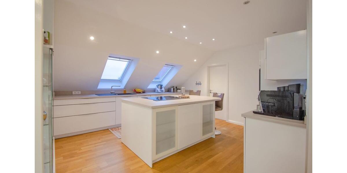 Dachgeschoßwohnung Gifhorn - 3 Zimmer, 105 m&sup2;, 1.300&euro; | Angebot:26256646