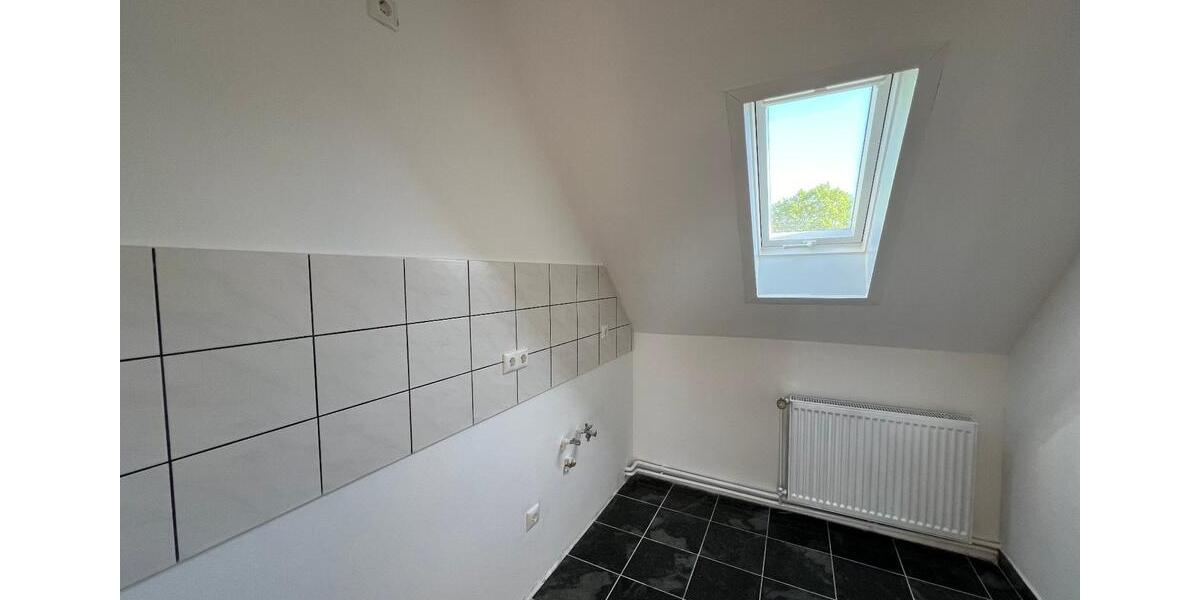 Dachgeschoßwohnung Uetze - 2 Zimmer, 50 m&sup2;, 475&euro; | Angebot:26624878