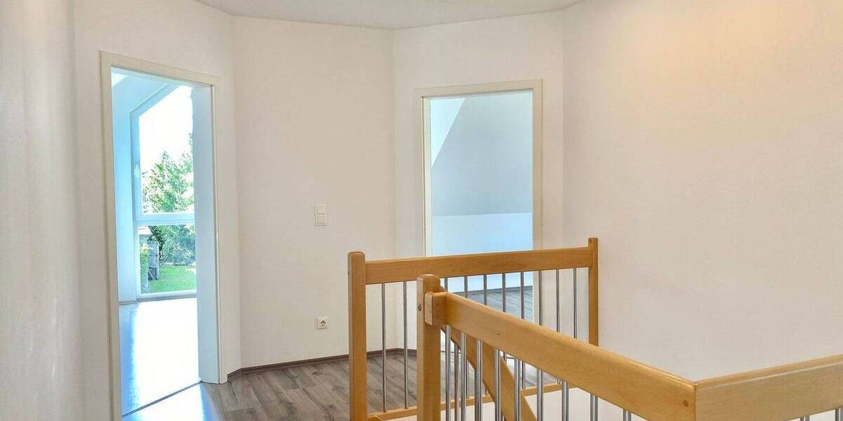Einfamilienhaus Berlin Mahlsdorf - 4 Zimmer, 180 m&sup2;, 2.800&euro; | Angebot:26733227