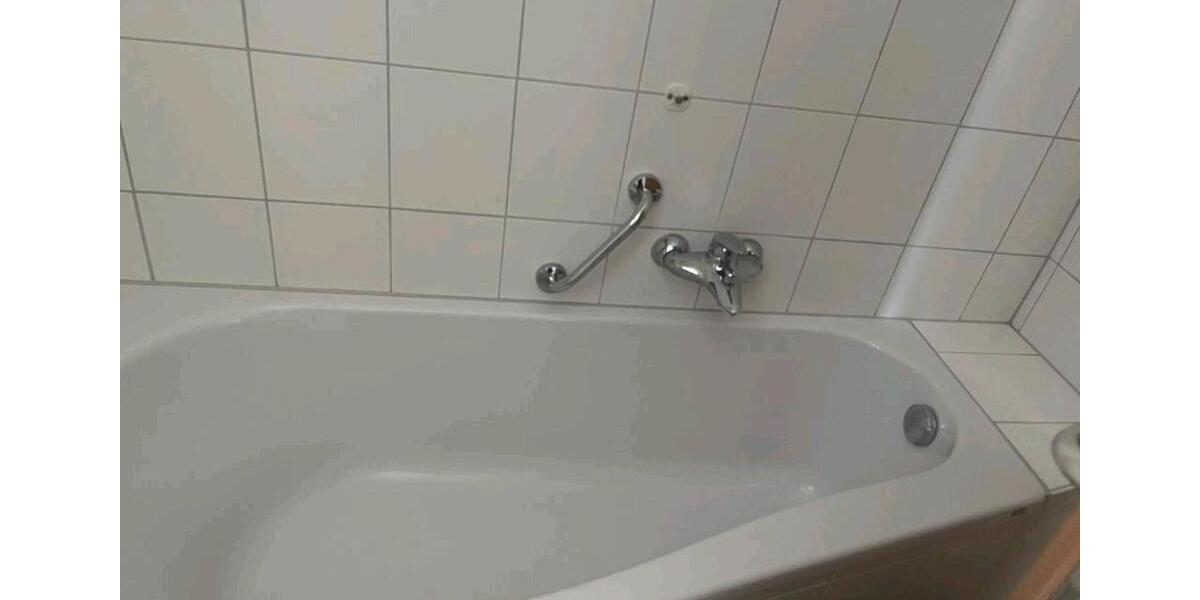 Etagenwohnung Mechernich - 2 Zimmer, 90 m&sup2;, 1.370&euro; | Angebot:24842520