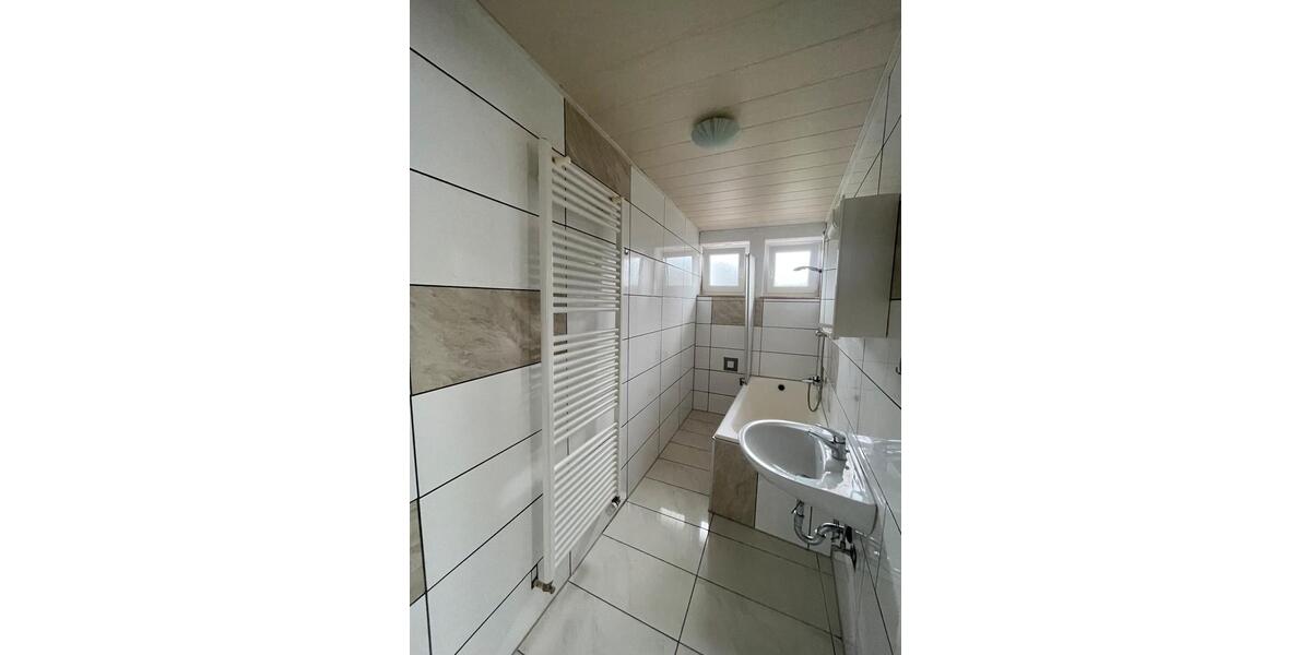 Etagenwohnung Sulzbach an der Murr - 3 Zimmer, 80 m&sup2;, 900&euro; | Angebot:24443169