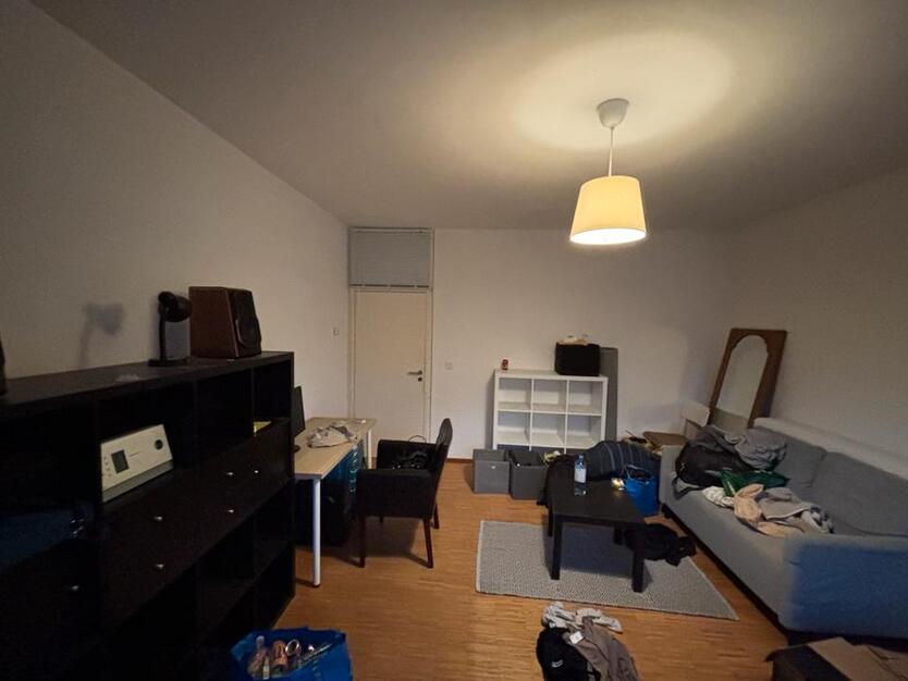 21qm Zimmer in Lankwitz mit Balkon und Anmeldung