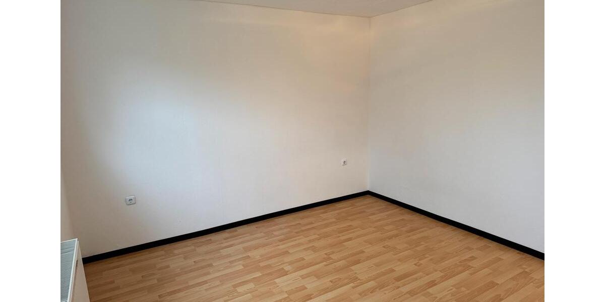 Erdgeschoßwohnung Upgant-Schott Schott - 4 Zimmer, 120 m&sup2;, 1.200&euro; | Angebot:24564535