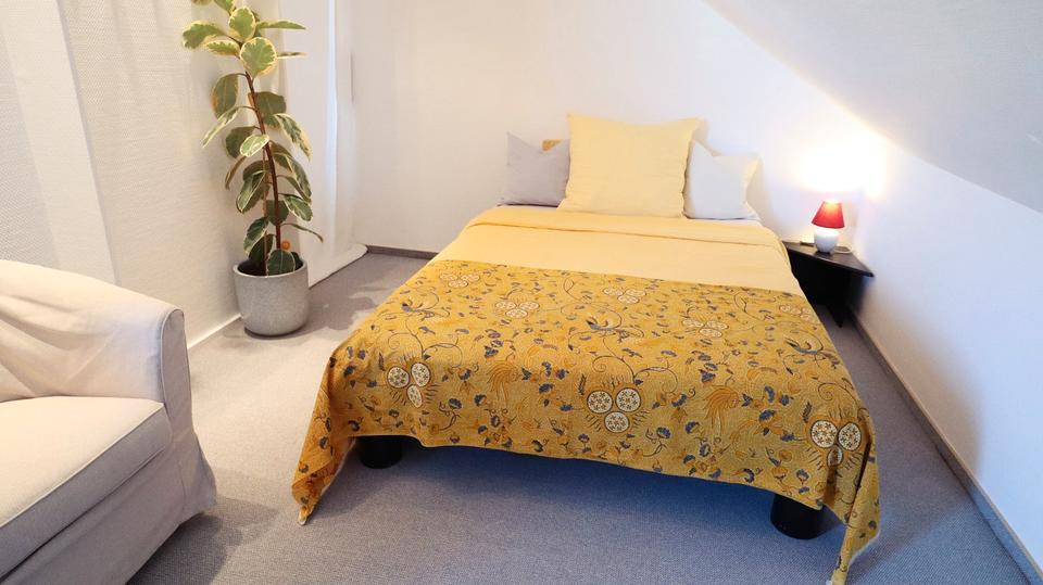 Dachgeschoßwohnung Zierenberg - 2 Zimmer, 72 m&sup2;, 650&euro; | Angebot:26531124