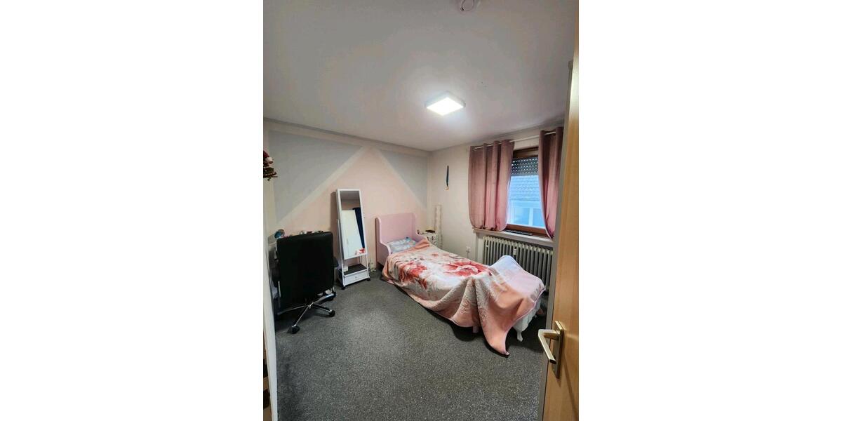 Etagenwohnung Zaberfeld - 4 Zimmer, 110 m&sup2;, 1.100&euro; | Angebot:24564642
