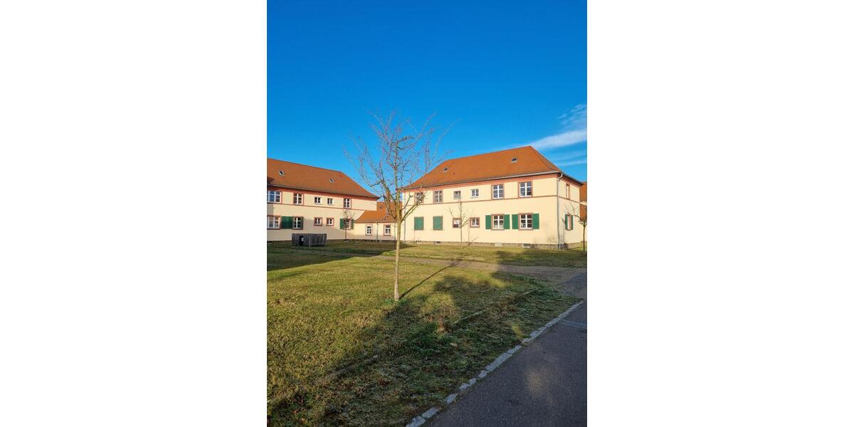 Erdgeschoßwohnung Gröditz - 2 Zimmer, 48 m&sup2;, 280&euro; | Angebot:25646448