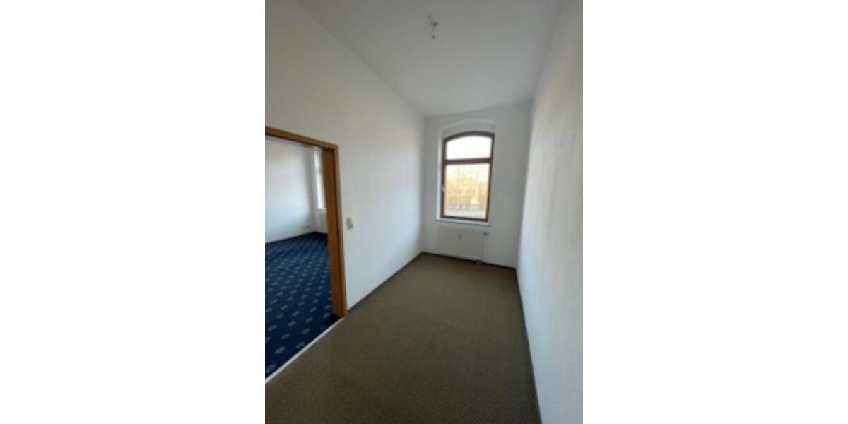Erdgeschoßwohnung Werdau - 2 Zimmer, 41 m&sup2;, 220&euro; | Angebot:22269557