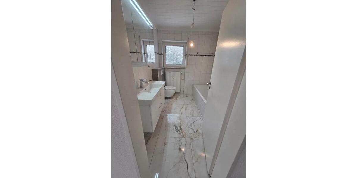 Erstbezug nach Renovierung 4 ZKB eigener Garten 125 qm 4 zimmer