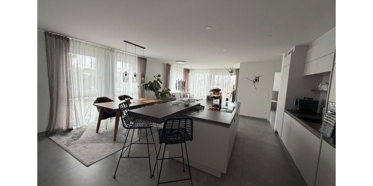 Erdgeschoßwohnung Überlingen - 3.5 Zimmer, 107 m&sup2;, 1.600&euro; | Angebot:24750332