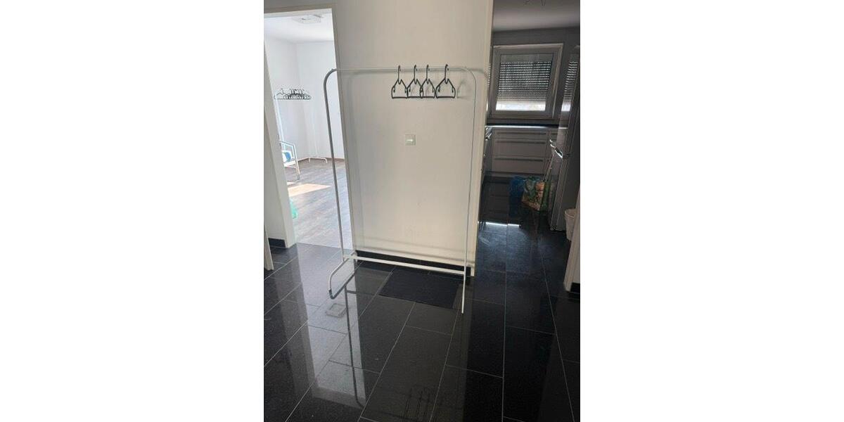 Etagenwohnung Frankfurt am Main Schwanheim - 3 Zimmer, 70 m&sup2;, 1.800&euro; | Angebot:26696976