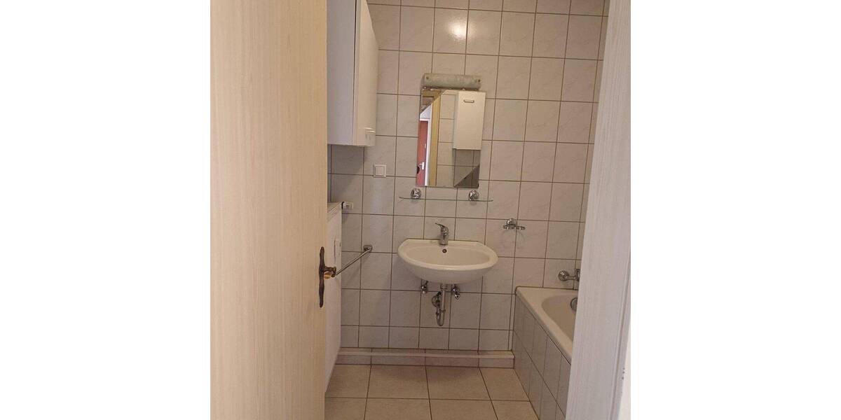 Etagenwohnung Weiden Lerchenfeld - 3 Zimmer, 68 m&sup2;, 783&euro; | Angebot:26816222