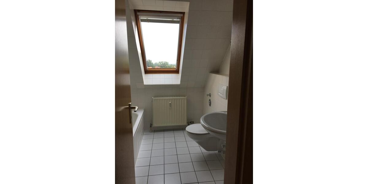 Dachgeschoßwohnung Salzgitter Ortschaft Nord - 1 Zimmer, 67 m&sup2;, 570&euro; | Angebot:25924393