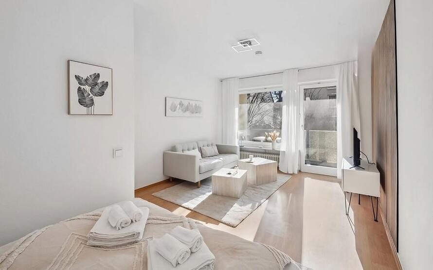 1-Zimmerwohnung mit Internet, TV, Doppelbett, Küche, DuscheWc, Waschmaschine und Balkon