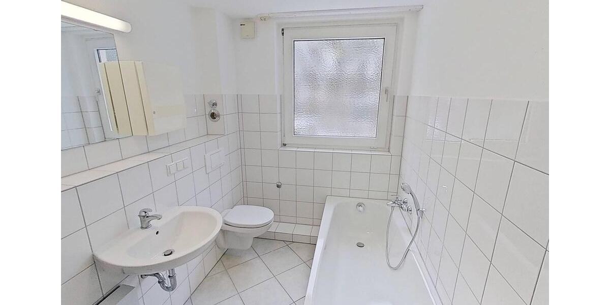 Etagenwohnung Paderborn - 3 Zimmer, 70 m&sup2;, 593&euro; | Angebot:25990278