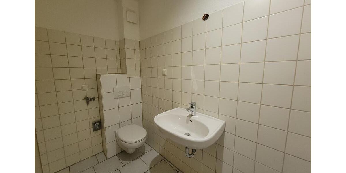 Etagenwohnung Körner - 2 Zimmer, 44 m&sup2;, 260&euro; | Angebot:23863764