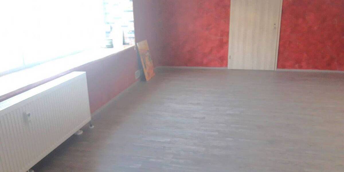 Etagenwohnung Amberg Schäflohe - 4 Zimmer, 120 m&sup2;, 1.075&euro; | Angebot:26064399