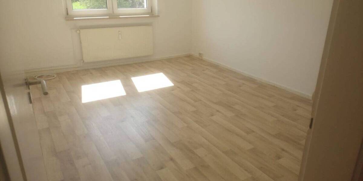 Etagenwohnung Berge - 4 Zimmer, 71 m&sup2;, 425&euro; | Angebot:25769356