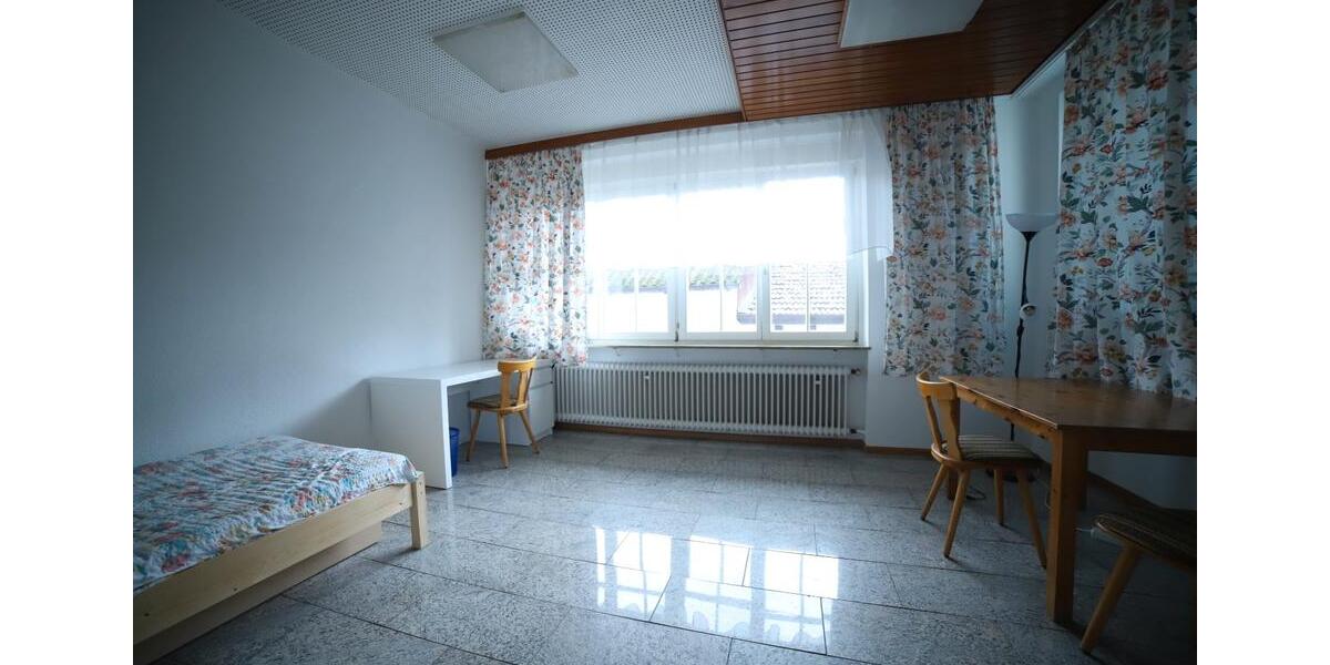 Wohnen auf Zeit Bühl - 1 Zimmer, 15 m&sup2;, 390&euro; | Angebot:26677512
