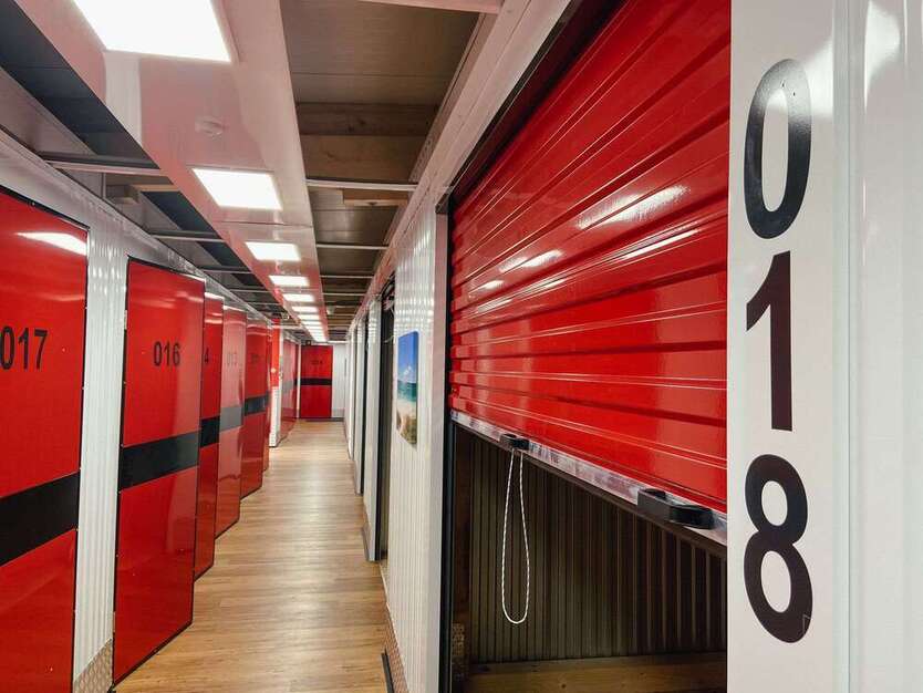 Halle in Halberstadt 170 € 17 m²