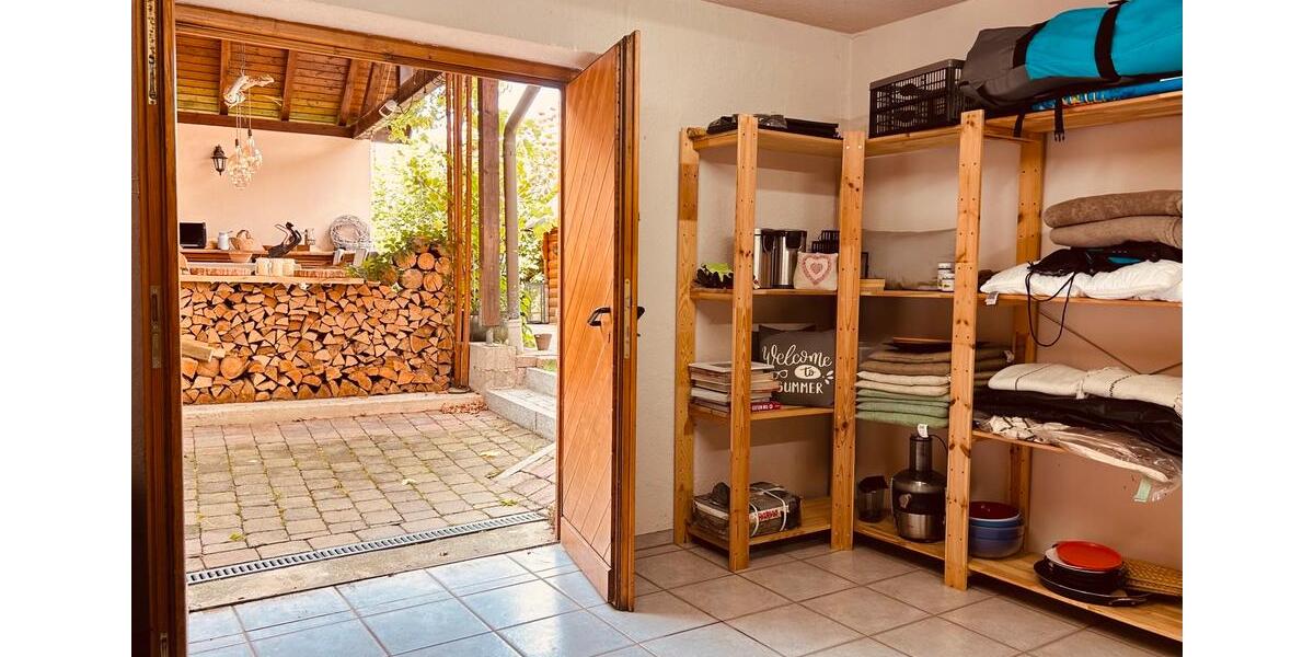 XXL Wohnhaus mit ELW - ca 240qm - Neuötting 8 zimmer