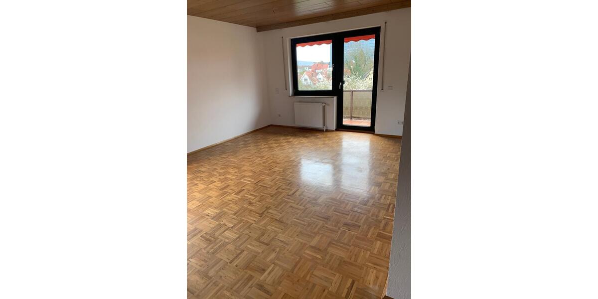 Etagenwohnung Eschwege - 2 Zimmer, 59 m&sup2;, 450&euro; | Angebot:25971733