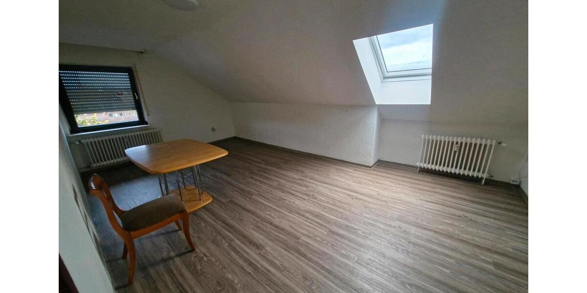 Dachgeschoßwohnung Michelstadt - 4 Zimmer, 110 m&sup2;, 850&euro; | Angebot:25405396