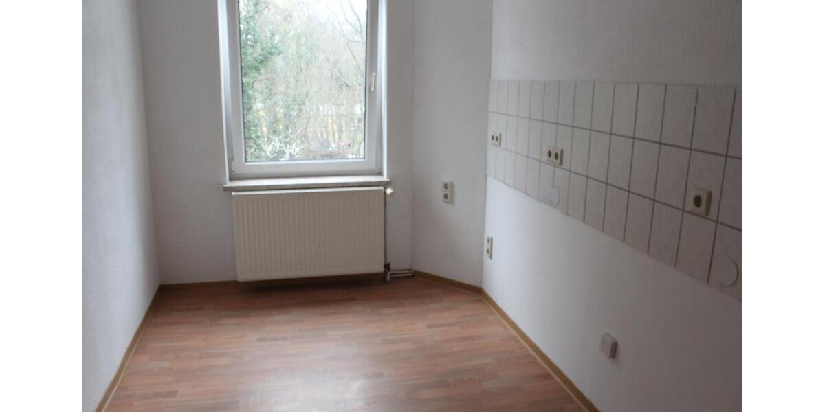 Etagenwohnung Köthen (Anhalt) - 3 Zimmer, 85 m&sup2;, 425&euro; | Angebot:23793125
