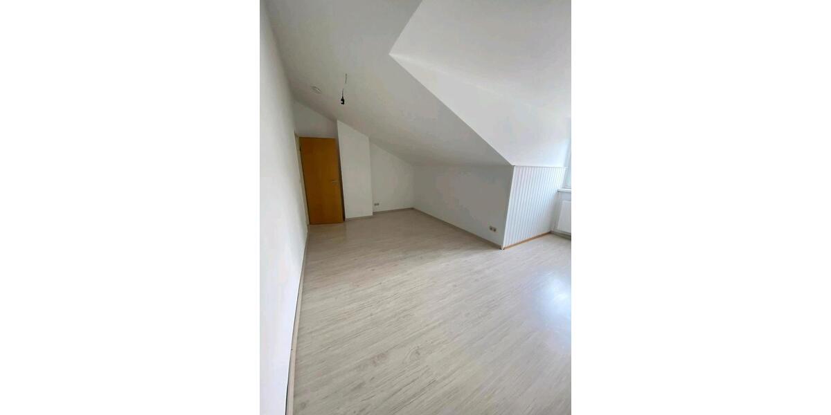 Maisonettenwohnung Erding - 4 Zimmer, 93 m&sup2;, 1.380&euro; | Angebot:26380423