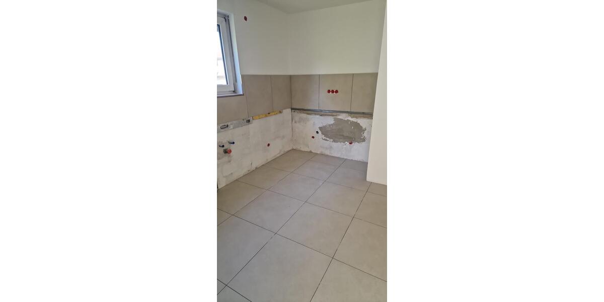 Etagenwohnung Ludwigsburg - 4 Zimmer, 105 m&sup2;, 1.750&euro; | Angebot:26511613