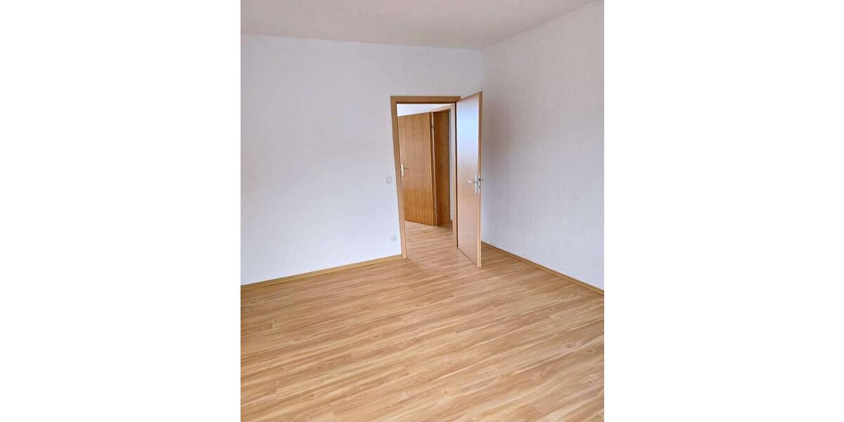 Erdgeschoßwohnung Hartha - 3 Zimmer, 65 m&sup2;, 387&euro; | Angebot:26130457