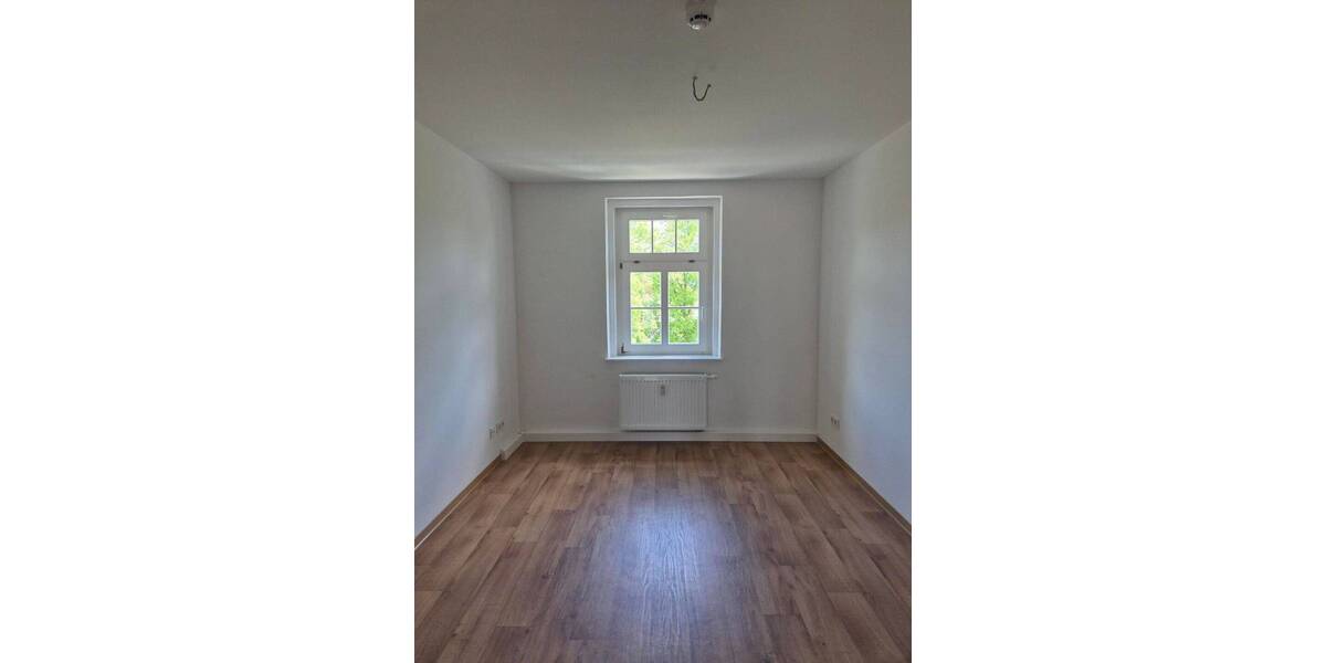 Etagenwohnung Löbau - 3 Zimmer, 65 m&sup2;, 260&euro; | Angebot:26672640