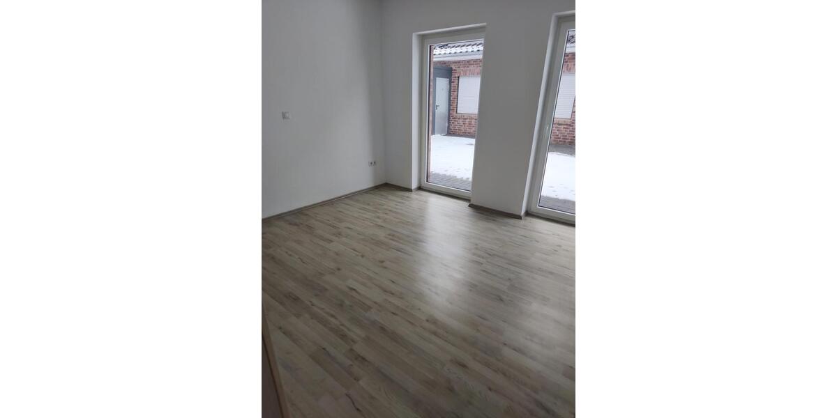 Erdgeschoßwohnung Ostrhauderfehn - 3 Zimmer, 87 m&sup2;, 850&euro; | Angebot:24768534