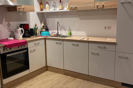 Zimmer mit Küche und Bad