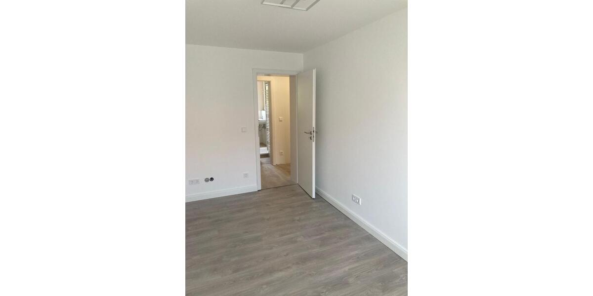 Etagenwohnung Niederorschel - 3 Zimmer, 70 m&sup2;, 497&euro; | Angebot:26558172