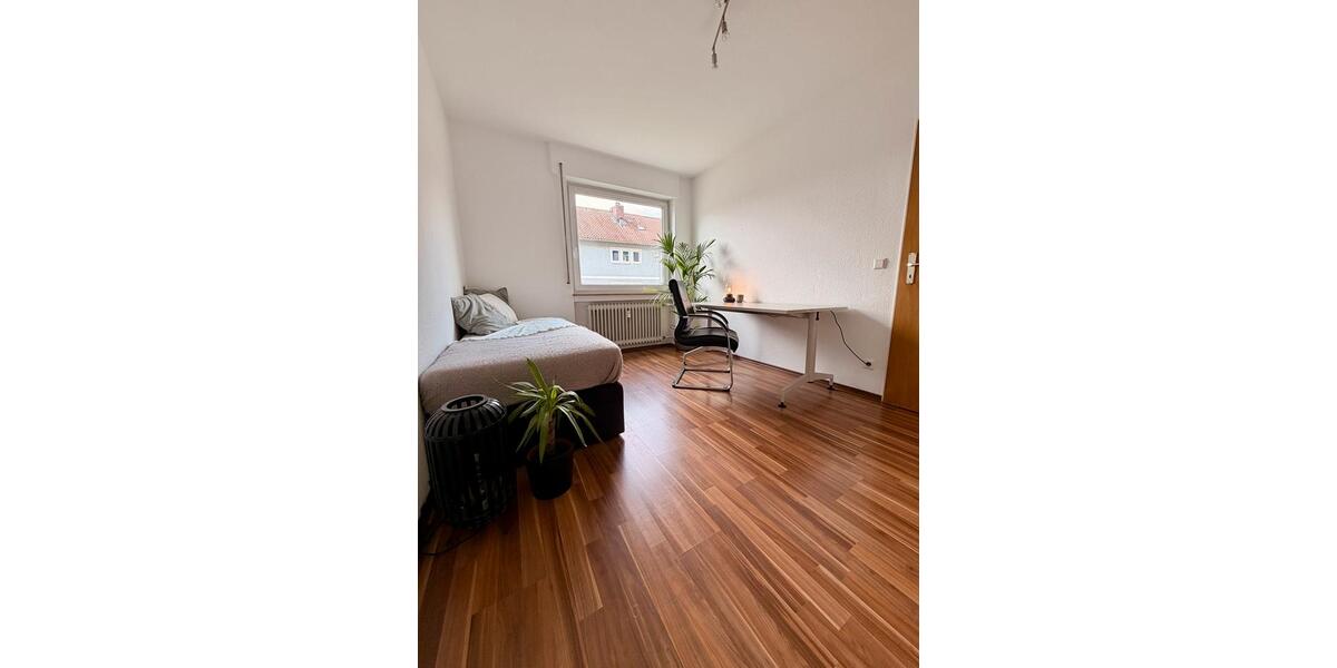 Wohnen auf Zeit Ludwigsburg Pflugfelden - 1 Zimmer, 12 m&sup2;, 449&euro; | Angebot:25957645