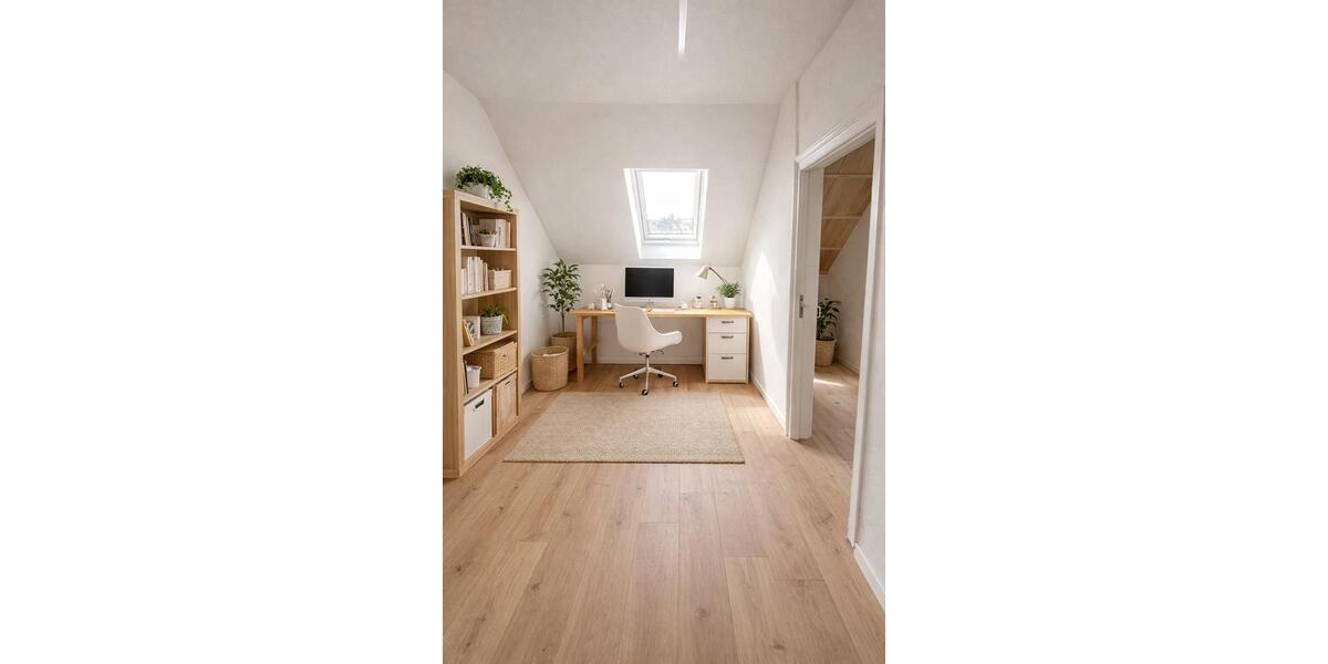 Dachgeschoßwohnung Frankenberg (Sachsen) - 4 Zimmer, 120 m&sup2;, 1.045&euro; | Angebot:26071742