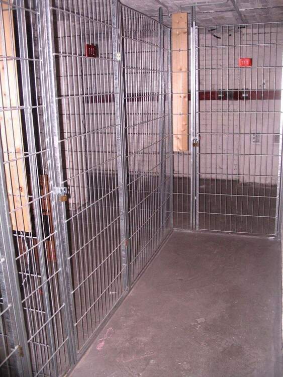 Sonnige 2-Zi-DG-Whg, Bj 2000, auf einem Altbau, 3. OG 2 zimmer