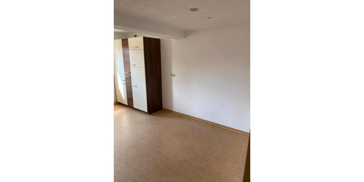 Etagenwohnung Breitungen/Werra Werra - 2 Zimmer, 67 m&sup2;, 460&euro; | Angebot:26705556