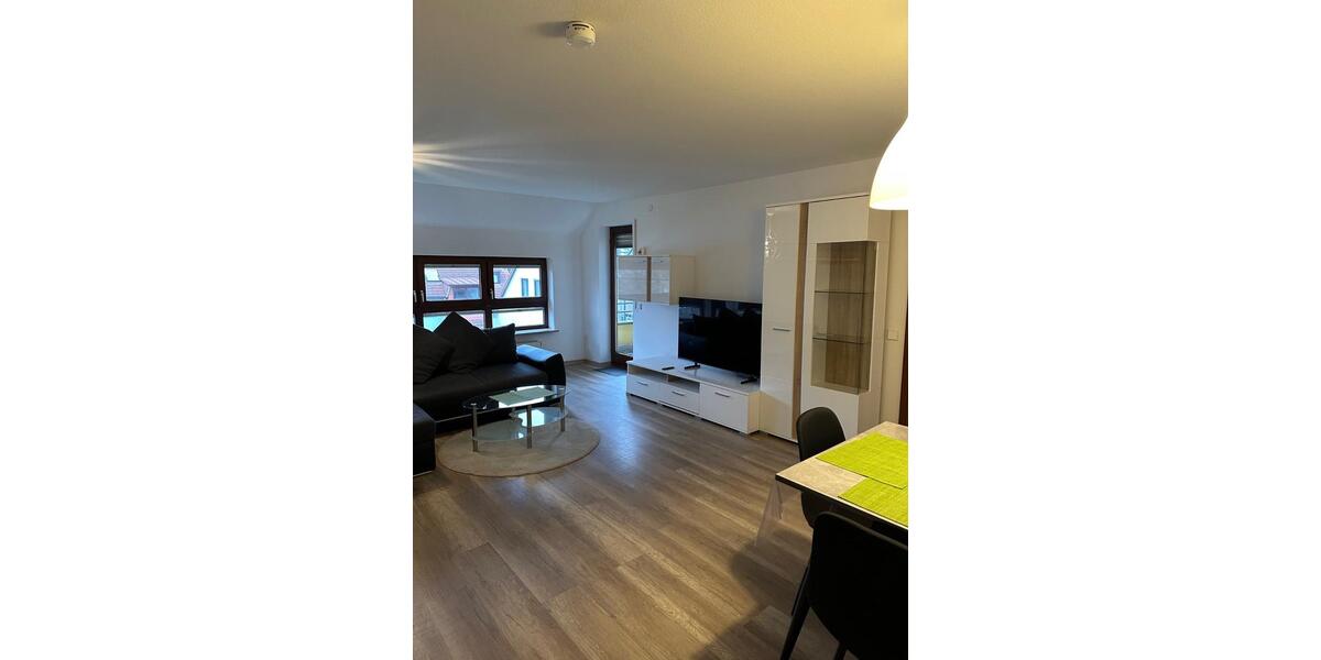 Etagenwohnung Dettingen an der Erms - 2.5 Zimmer, 65 m&sup2;, 950&euro; | Angebot:26652070