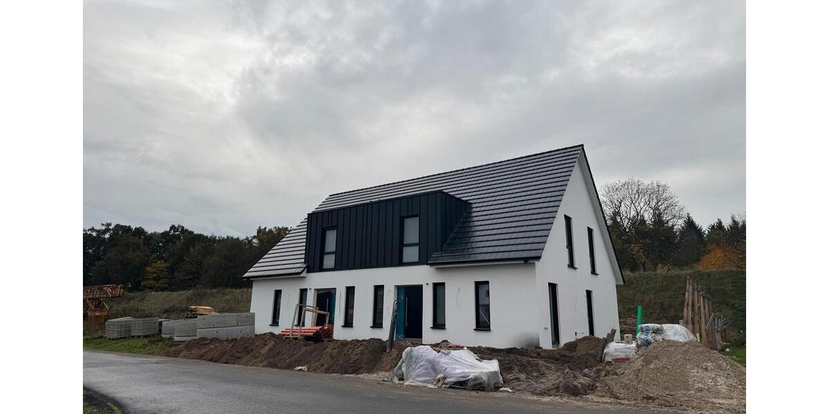 Exklusive Neubau-Doppelhaushälften mit architektonischem Charme 5 zimmer