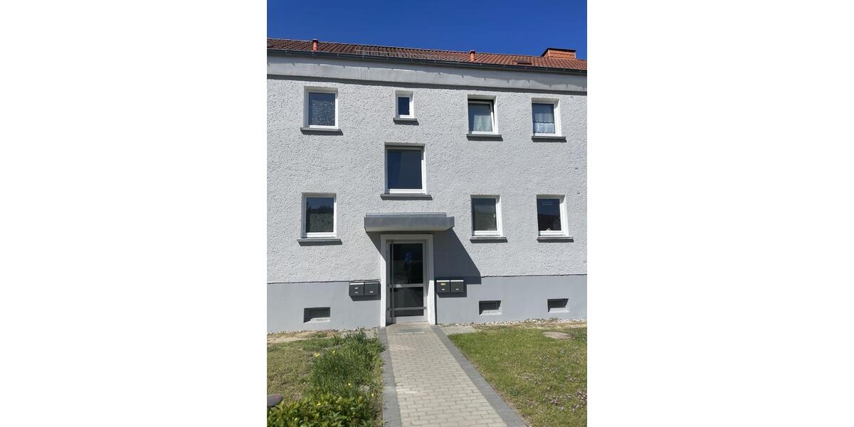 Etagenwohnung Plattenburg - 3 Zimmer, 58 m&sup2;, 385&euro; | Angebot:26070674