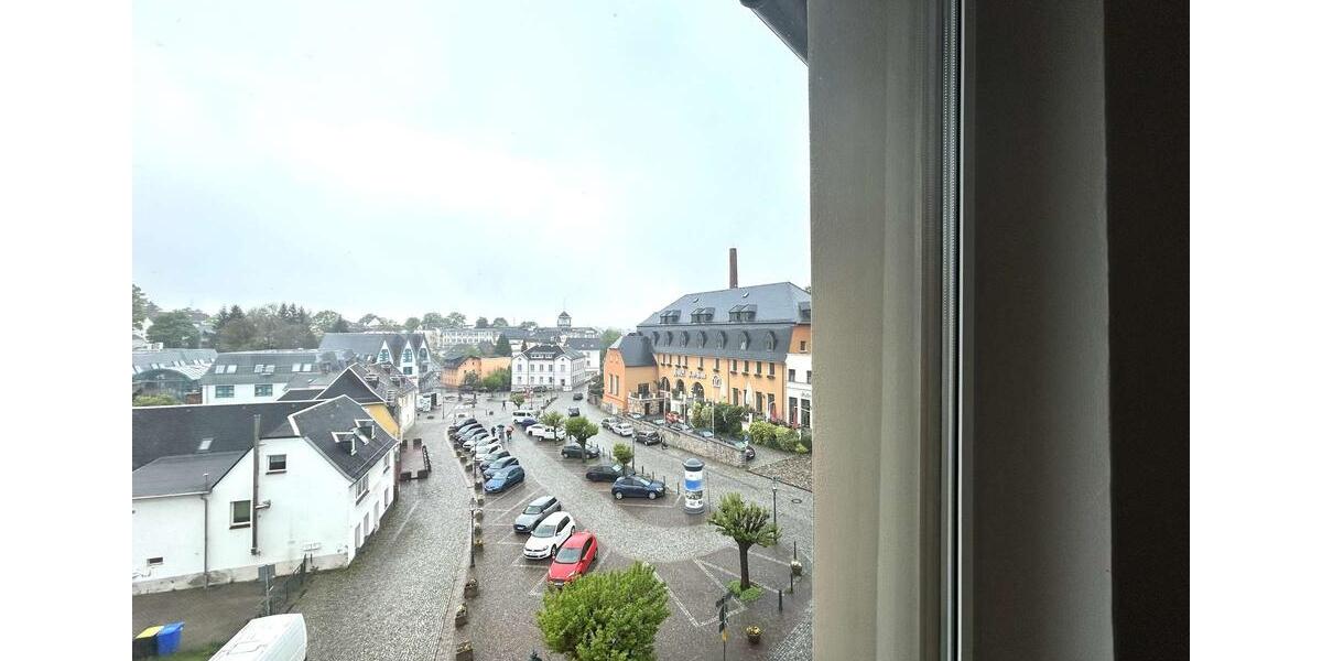 Dachgeschoßwohnung Limbach-Oberfrohna Oberfrohna - 4 Zimmer, 92 m&sup2;, 644&euro; | Angebot:26664449